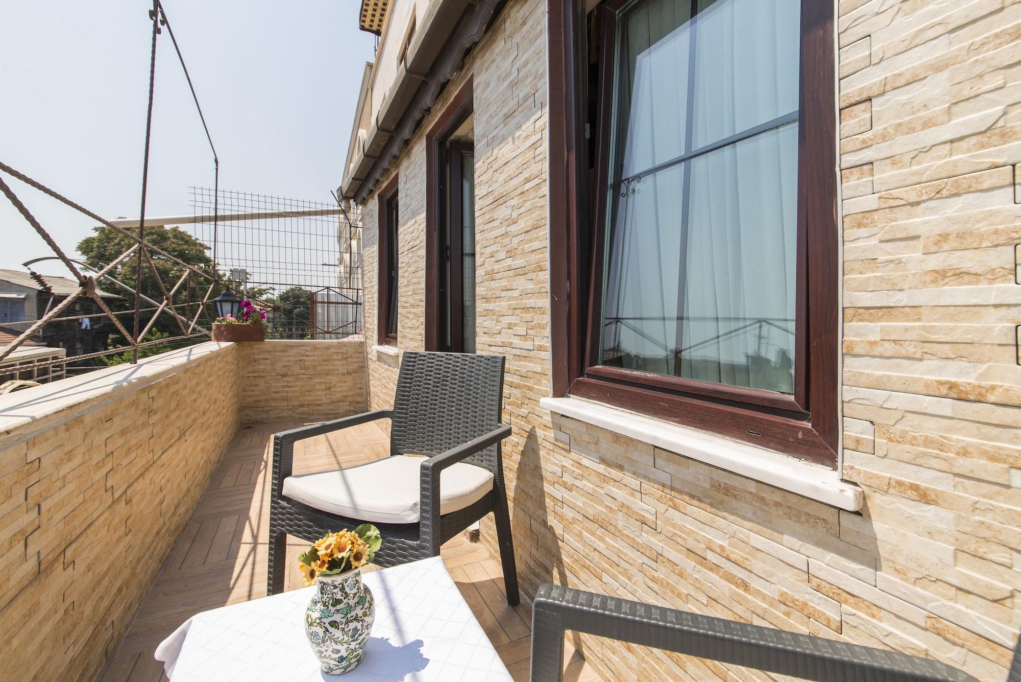 Naz Wooden House Inn Stambuł Zewnętrze zdjęcie
