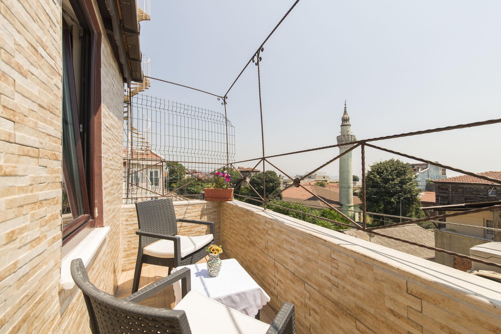 Naz Wooden House Inn Stambuł Zewnętrze zdjęcie
