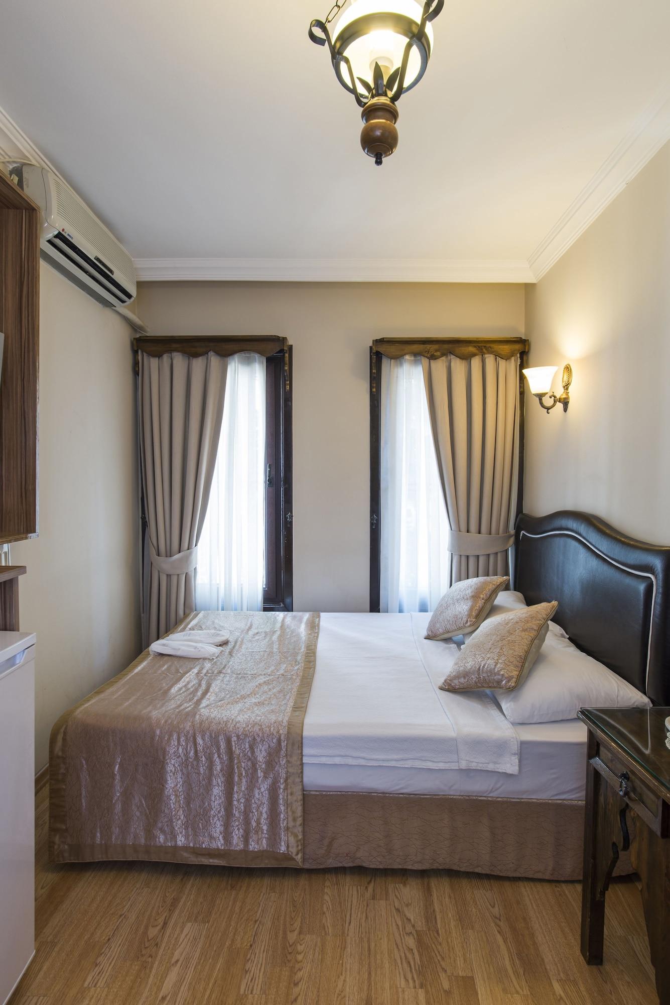 Naz Wooden House Inn Stambuł Zewnętrze zdjęcie