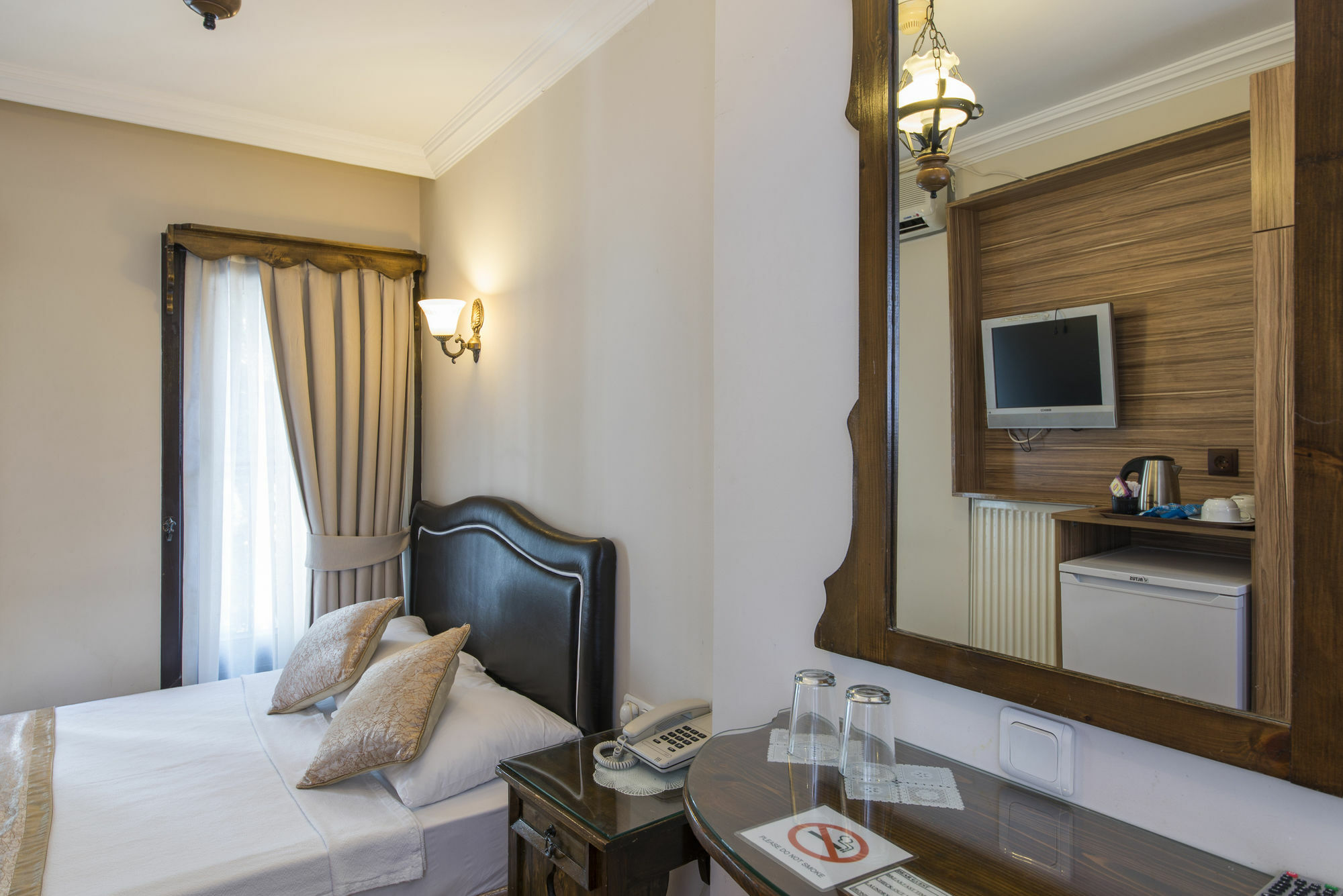 Naz Wooden House Inn Stambuł Zewnętrze zdjęcie
